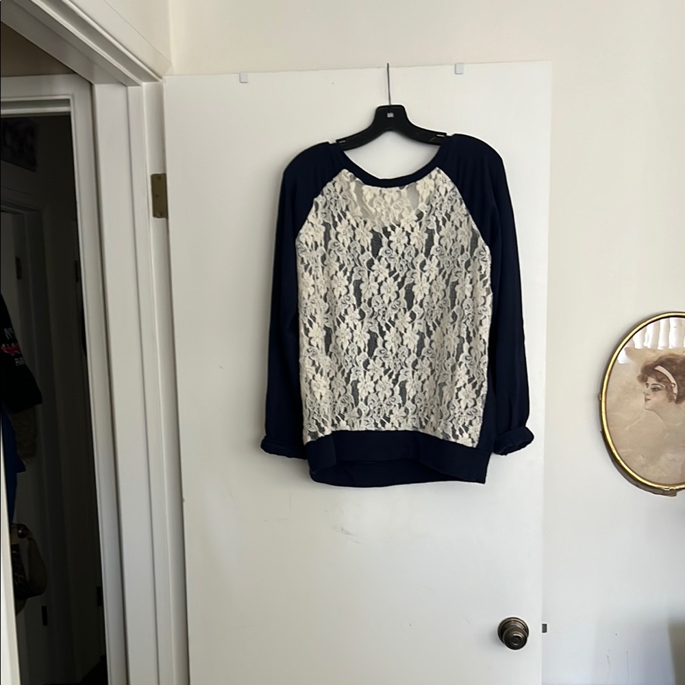 Bordeaux Blue Backless 3/4 Sleeve Blouse